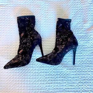 Black sequin heeled boots, NEVER WORN